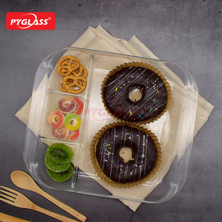 Glass Divided Plate with 4 Compartments