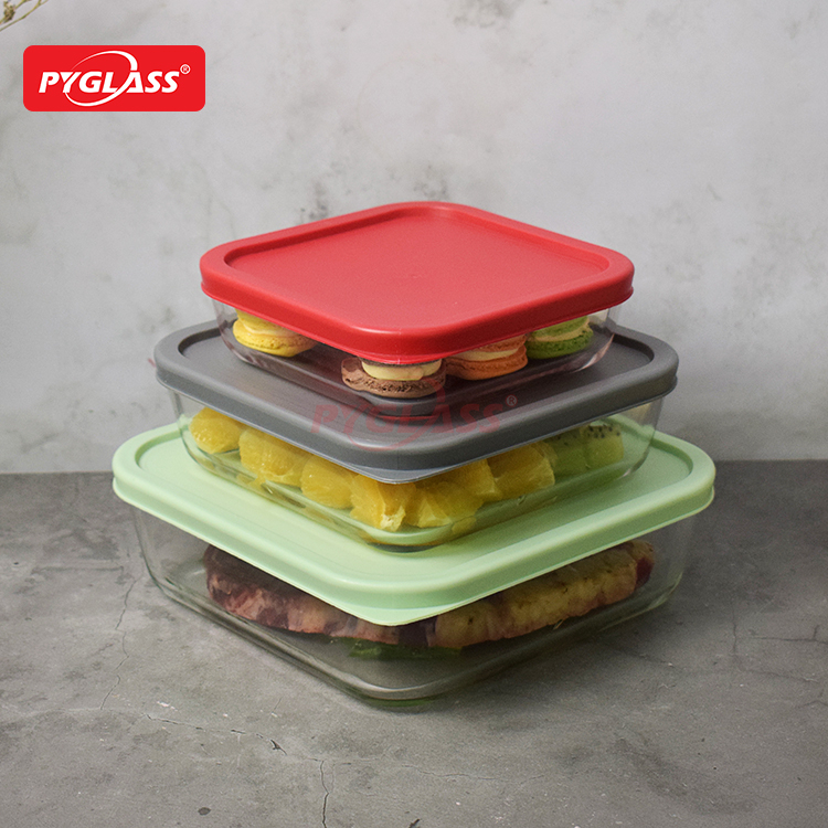 Square glass container with PE lid